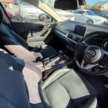 [DASHBOARD] MAZDA AXELA SPORTS BM2FS SH-VPTR 2014